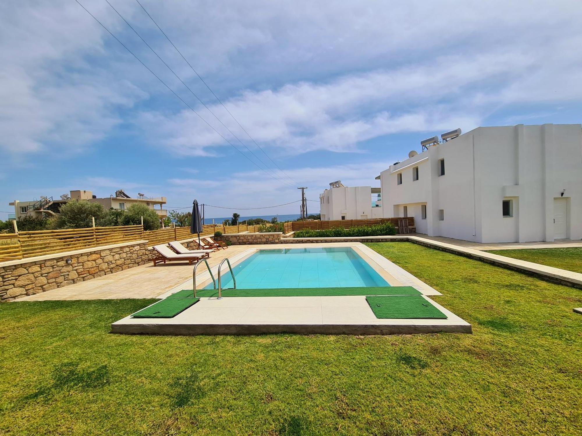 The 4th Seaview Vila *